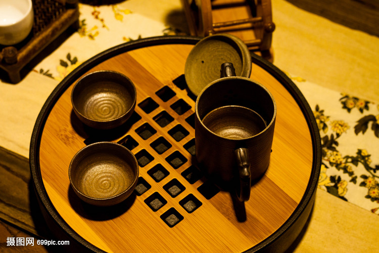 品味茶香，从一套完美的茶具套装开始